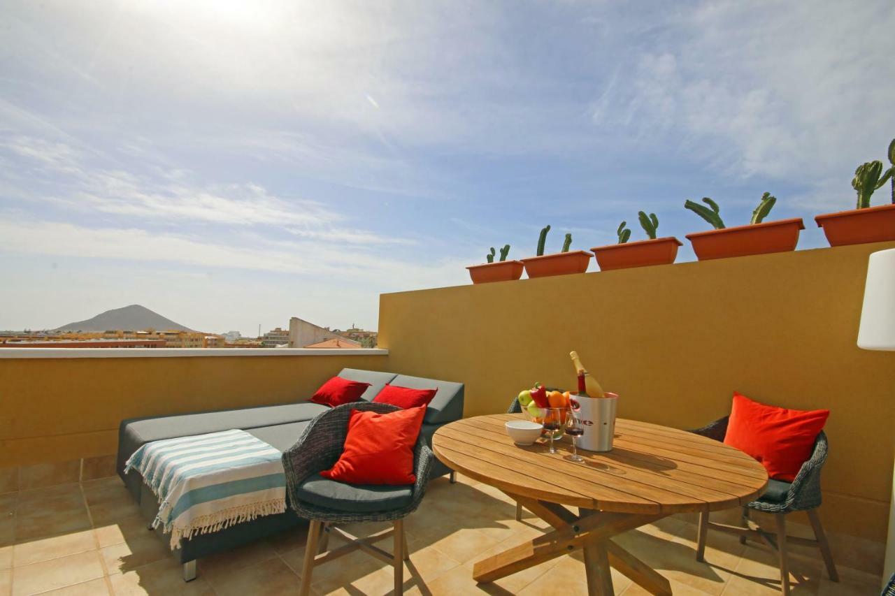 Апартаменты La Perla By Rentmedano Superb Luxury Duplex, Private Roof Terrace, Ocean View, Pool, Wifi And Parking Эль-Медано Экстерьер фото